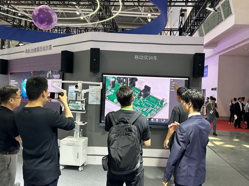 鴻合科技亮相2024高博會,云端一體化加速高等教育數(shù)字化落地